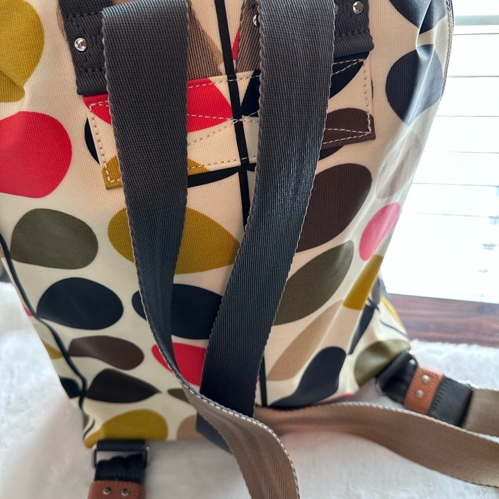 Stylish Multicolor Leaf Pattern Backpack - image 4